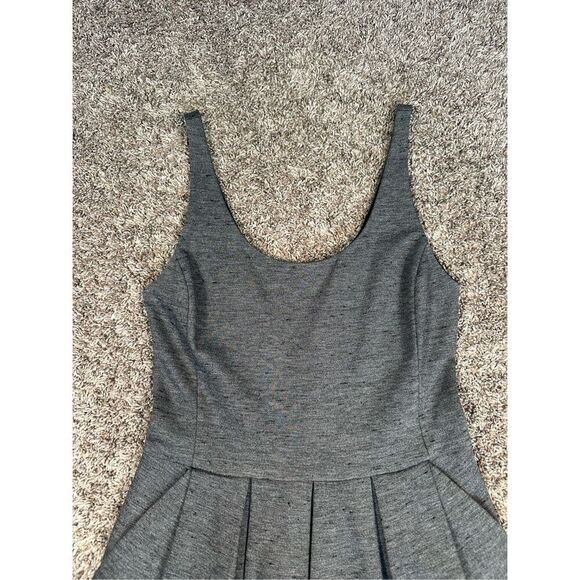 Wilfred Aritzia Gray Sleeveless Skater Mini Dress Size 4 Small Fit & Flare Twee - Picture 11 of 12